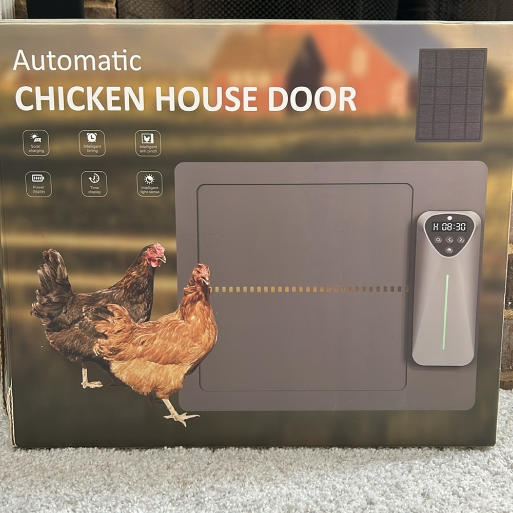 Intelligent Automatic Chicken House Door Remote Pet Coop Door With Solar Panel